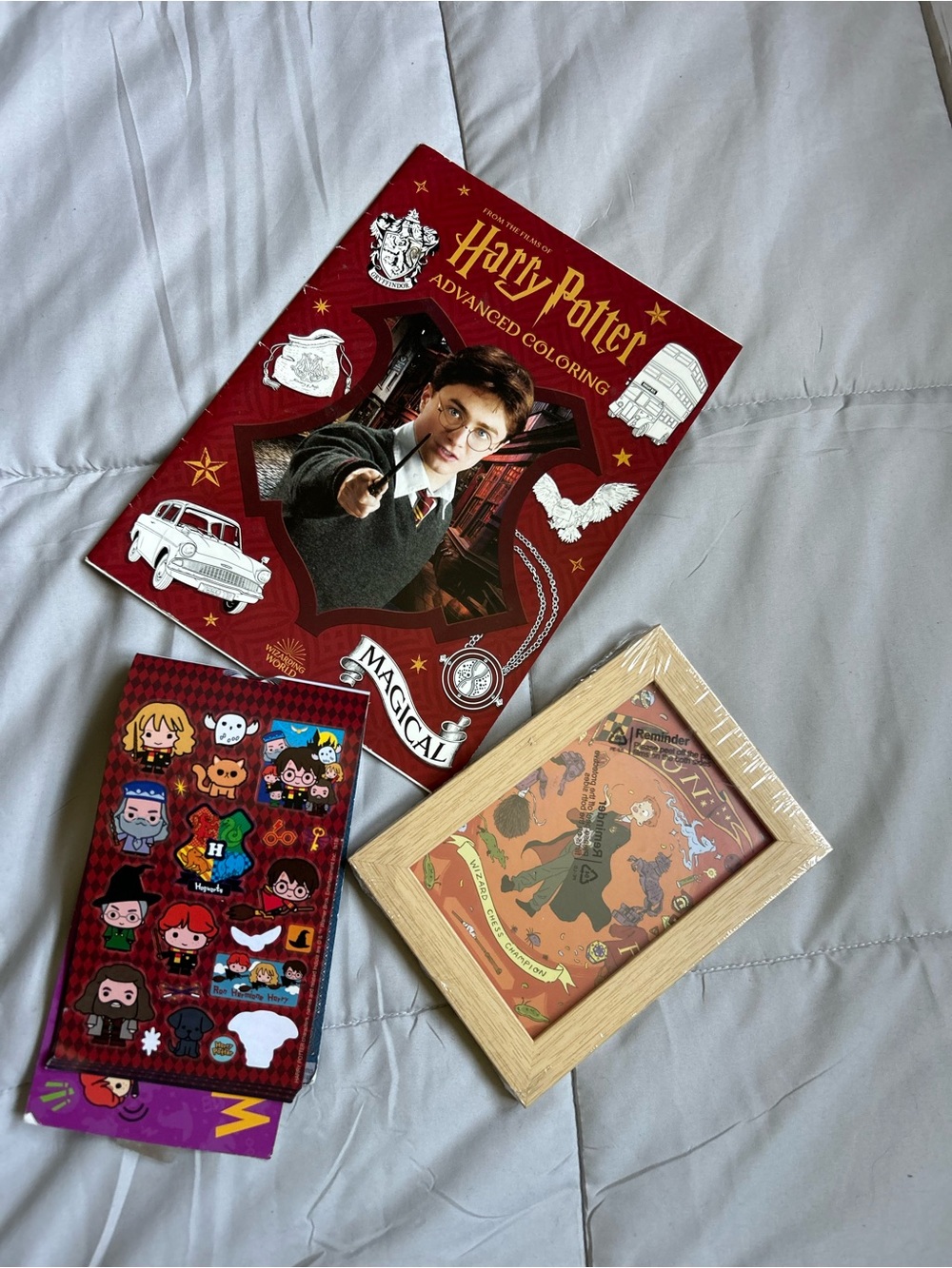 Harry Potter set frame, stickers and book